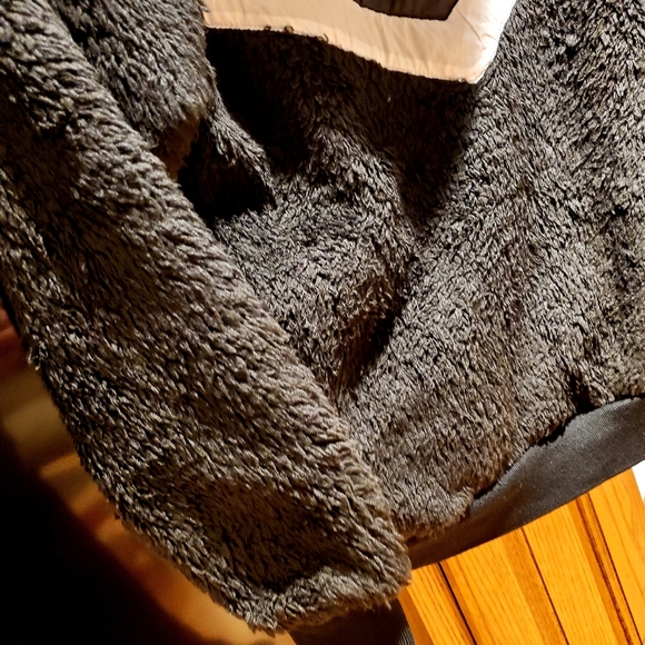 Boys warm jacket size 14/16 - Picture 7 of 10